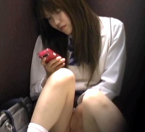 Schoolgirl Wetting