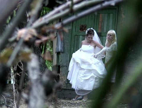 Bride Pissing